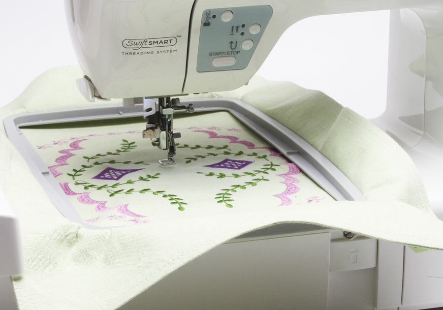 Singer Futura XL400 Quartet 4in1 Sewing & Embroidery Machine w