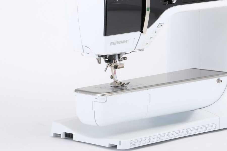 Bernina Sewing & Embroidery Machine Bernina 780