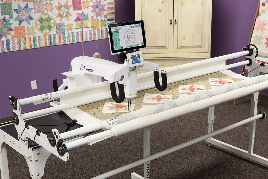 Handi Quilter Avante, 12Foot Frame, & Pro Stitcher