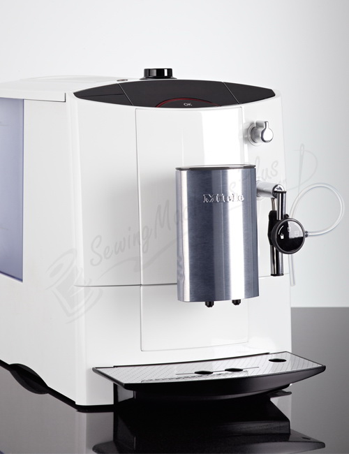 Miele CM 5000 Countertop Coffee System (White)